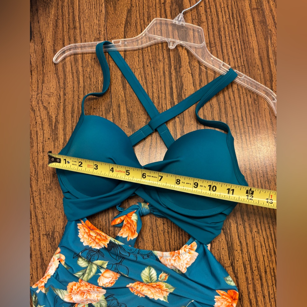 NWT Cupshe women’s one piece swim halter with underwire Large - Picture 10 of 13